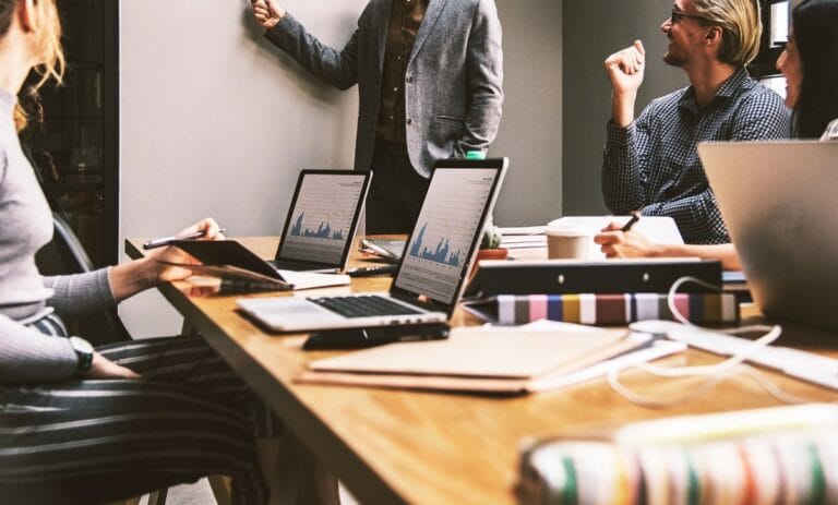 Ordinateur pour gérer une location saisonnière professionnellement